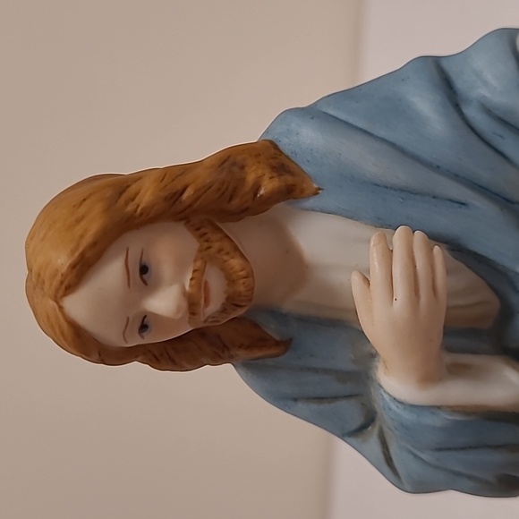 Vintage Home Interior Living Water Figurine - Picture 11 of 16